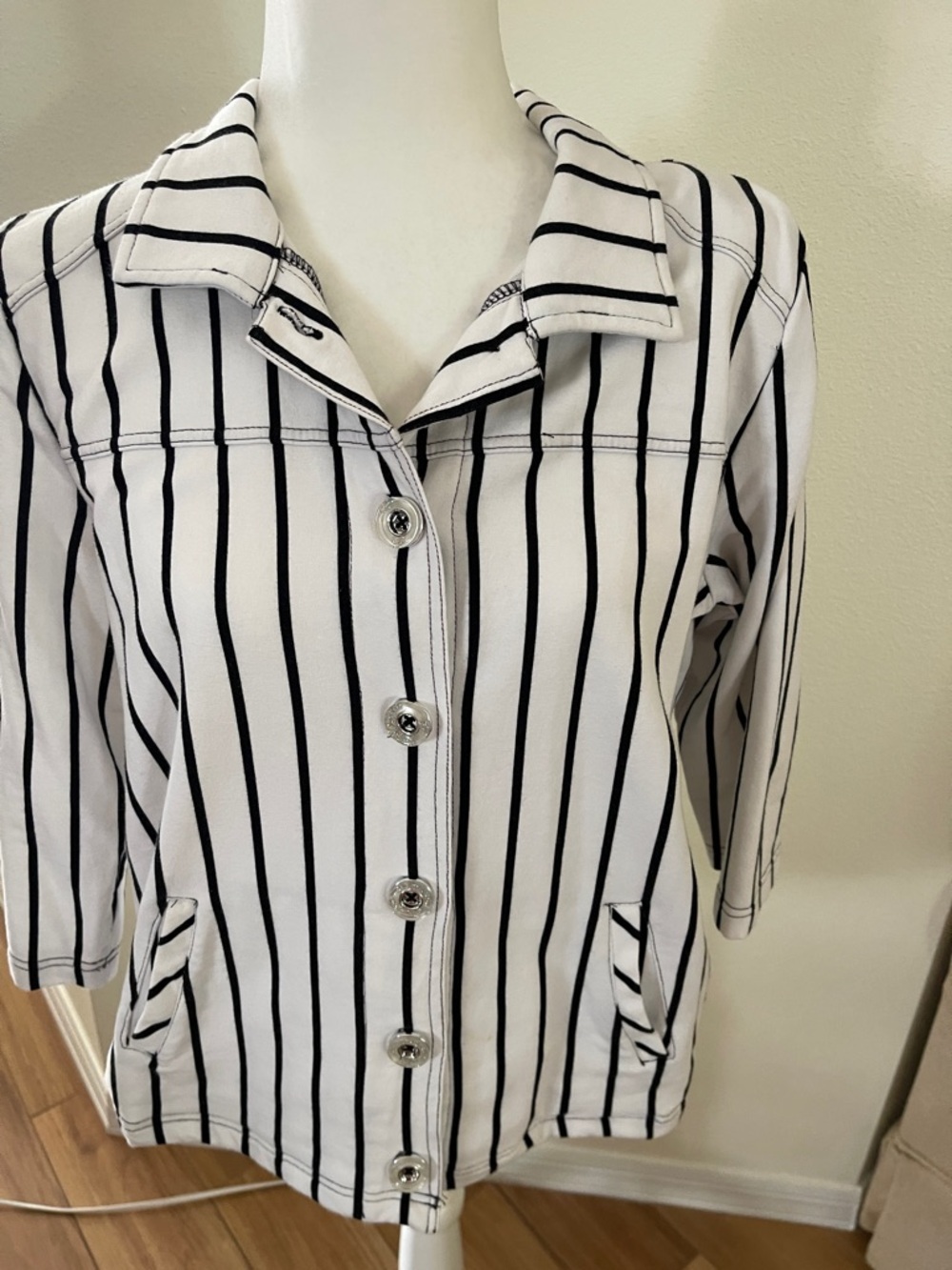 Onque Casuals White Jacket with Black Stripes